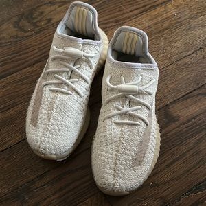 Yeezy Boost 350 V2 “Light”